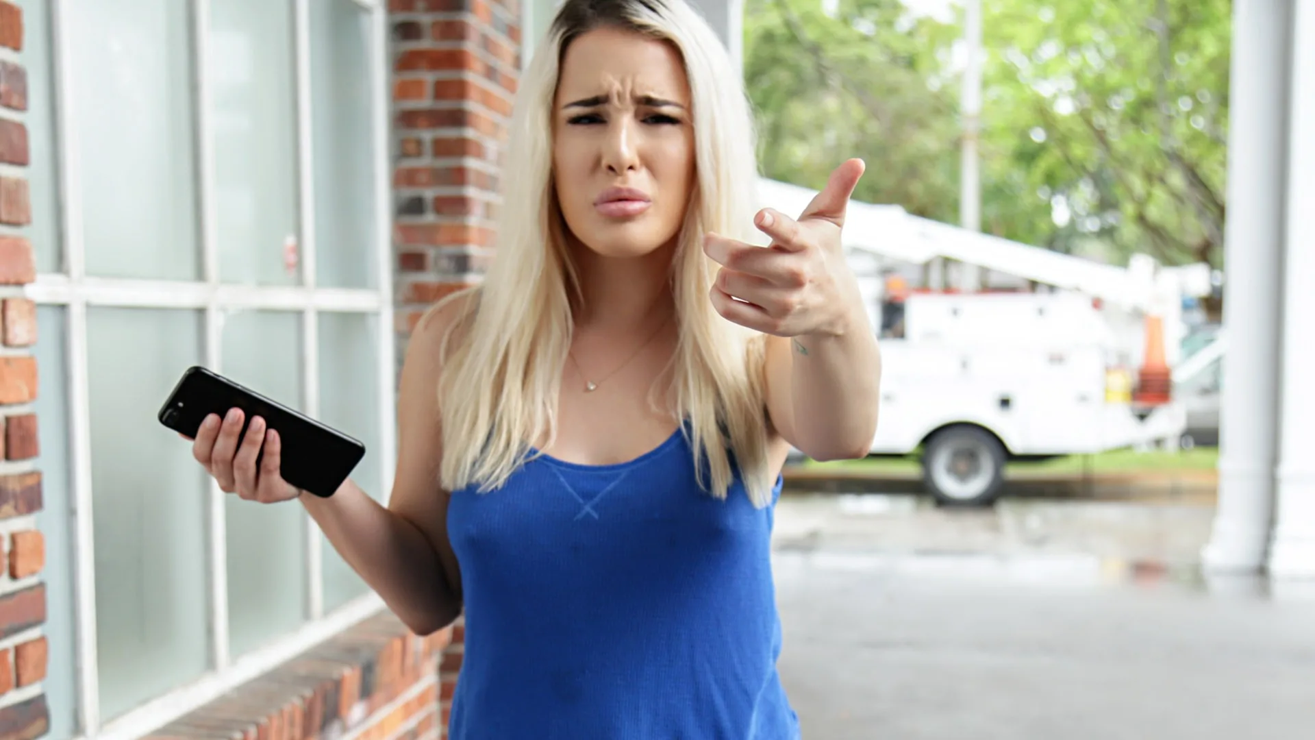 Curvy Blonde Rides Dick In Garage - Public Pickups - 1125918