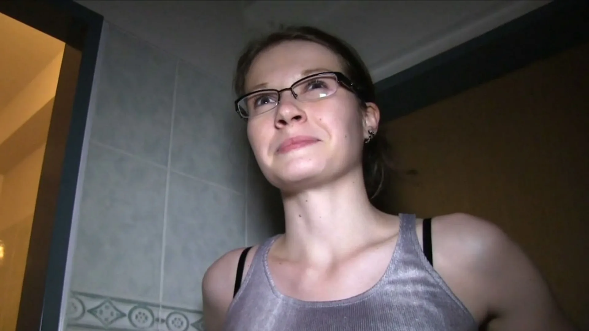 Hot glasses babe fucks in public bathroom - Public Agent - 1123462