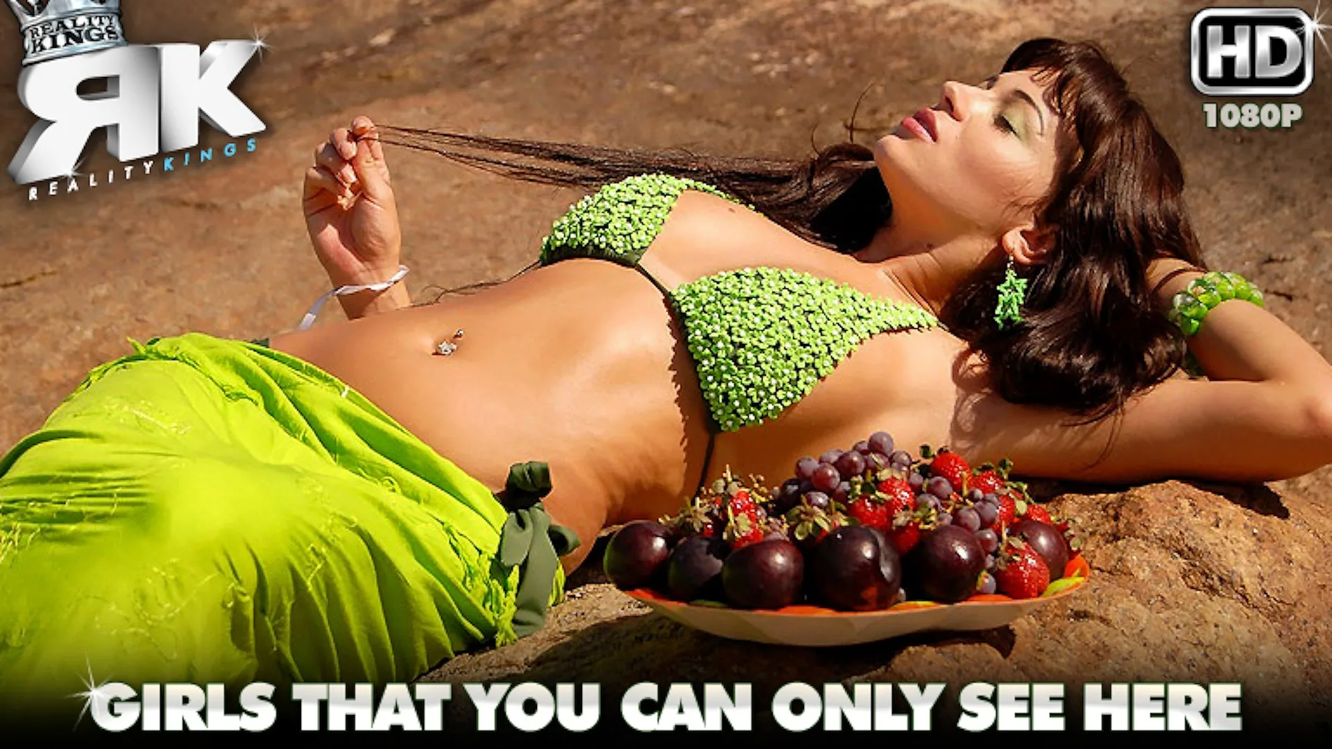 Backdoor Paradise - Mike in Brazil - 1101552