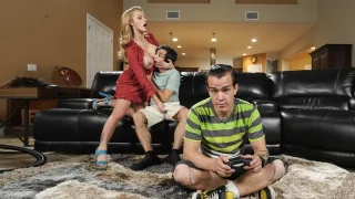 Mom's Got New Boobs! - Mommy Got Boobs - 1111682