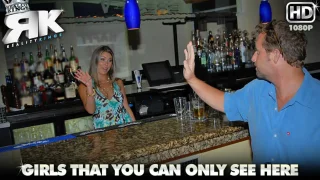 Bar Babe - MILF Hunter - 1102823