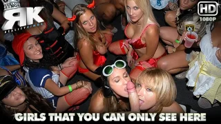 Wonder Pussy - In the Vip - 1097635