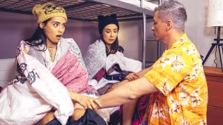 Hot Slots - Fake Hostel - 1090513