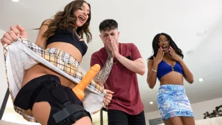 Eye On Her Thigh Strap-On - Hot And Mean - 1096572