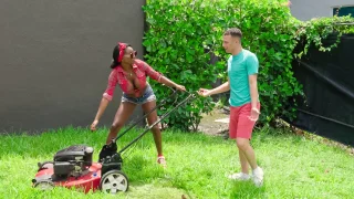 Helping Out My MILF Neighbor - Milf Hunter - 1103373