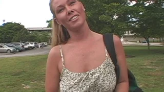 Emily - Bang Bus - 406000