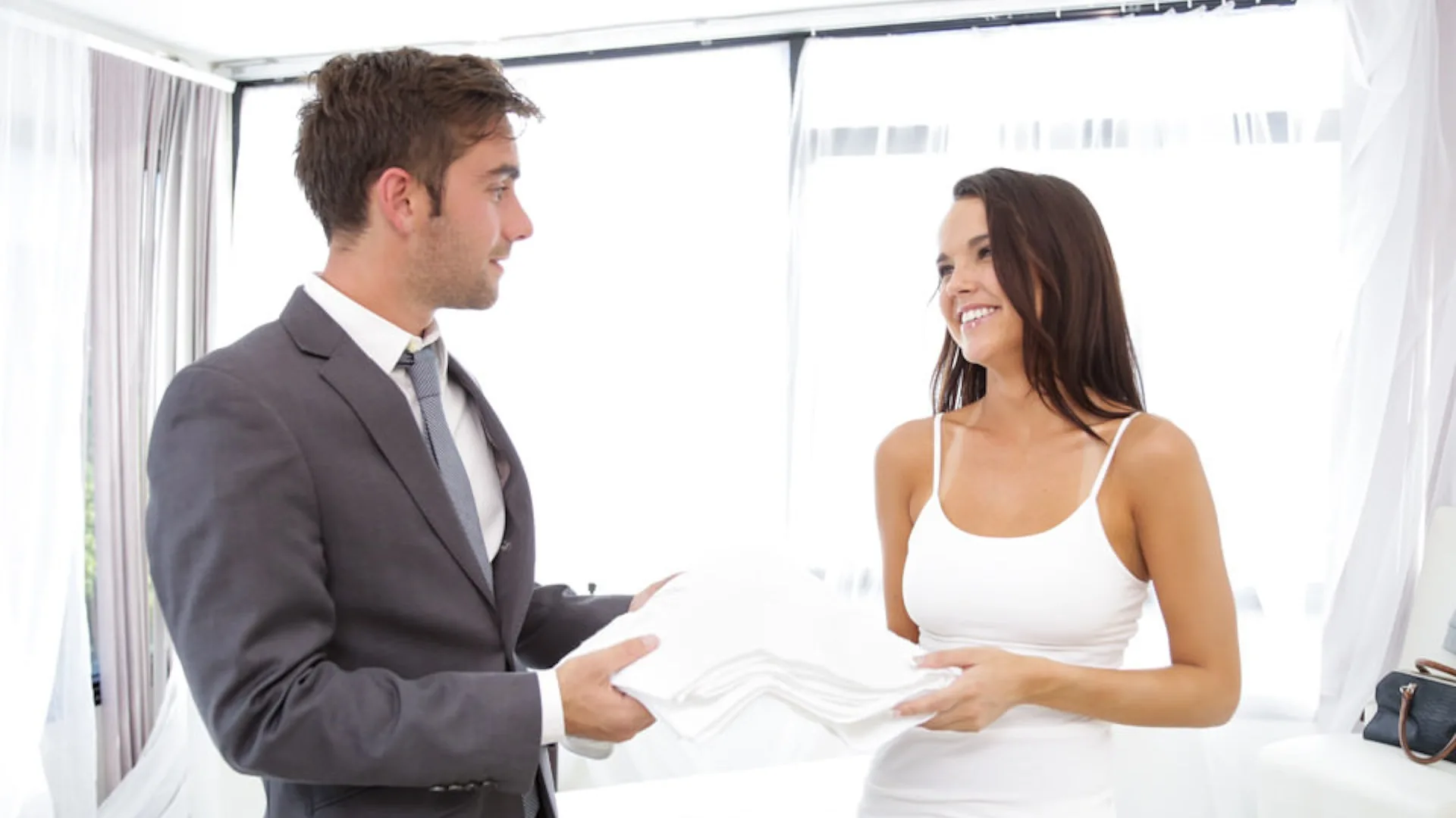 The Masseuse #06 Scene 3 - SweetSinner - 101475