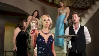 Seducing the Service - Babes - 24082