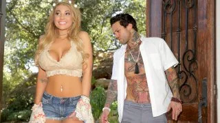 Whore-O-Scoping - Brazzers Exxtra - 27754