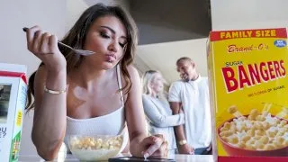 What Goes Around Cums Around - Brazzers Exxtra - 28268