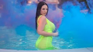 Smoking Hot and Soaking Wet - Brazzers Exxtra - 33522