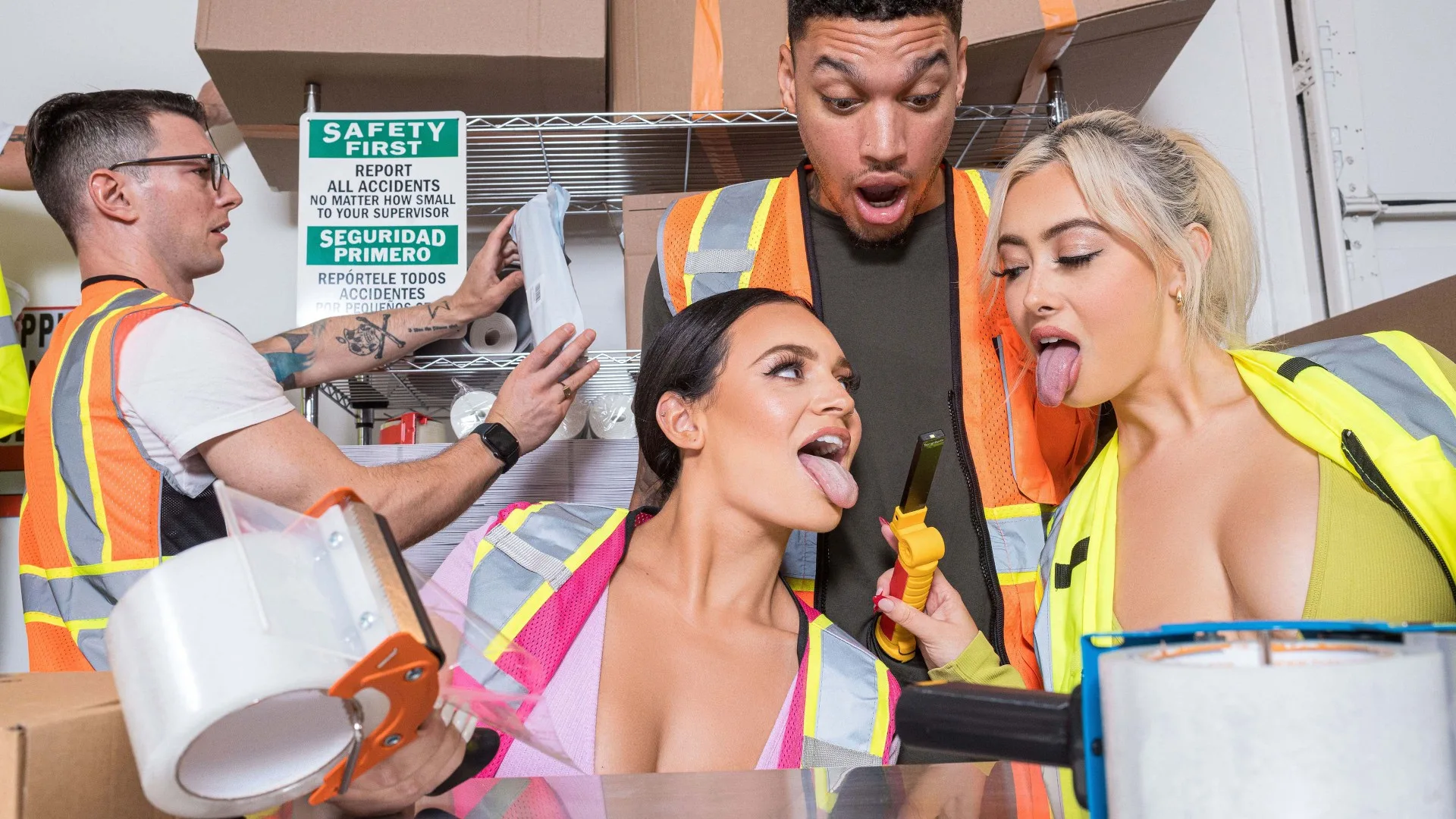 Working Girls - Brazzers Exxtra - 33570
