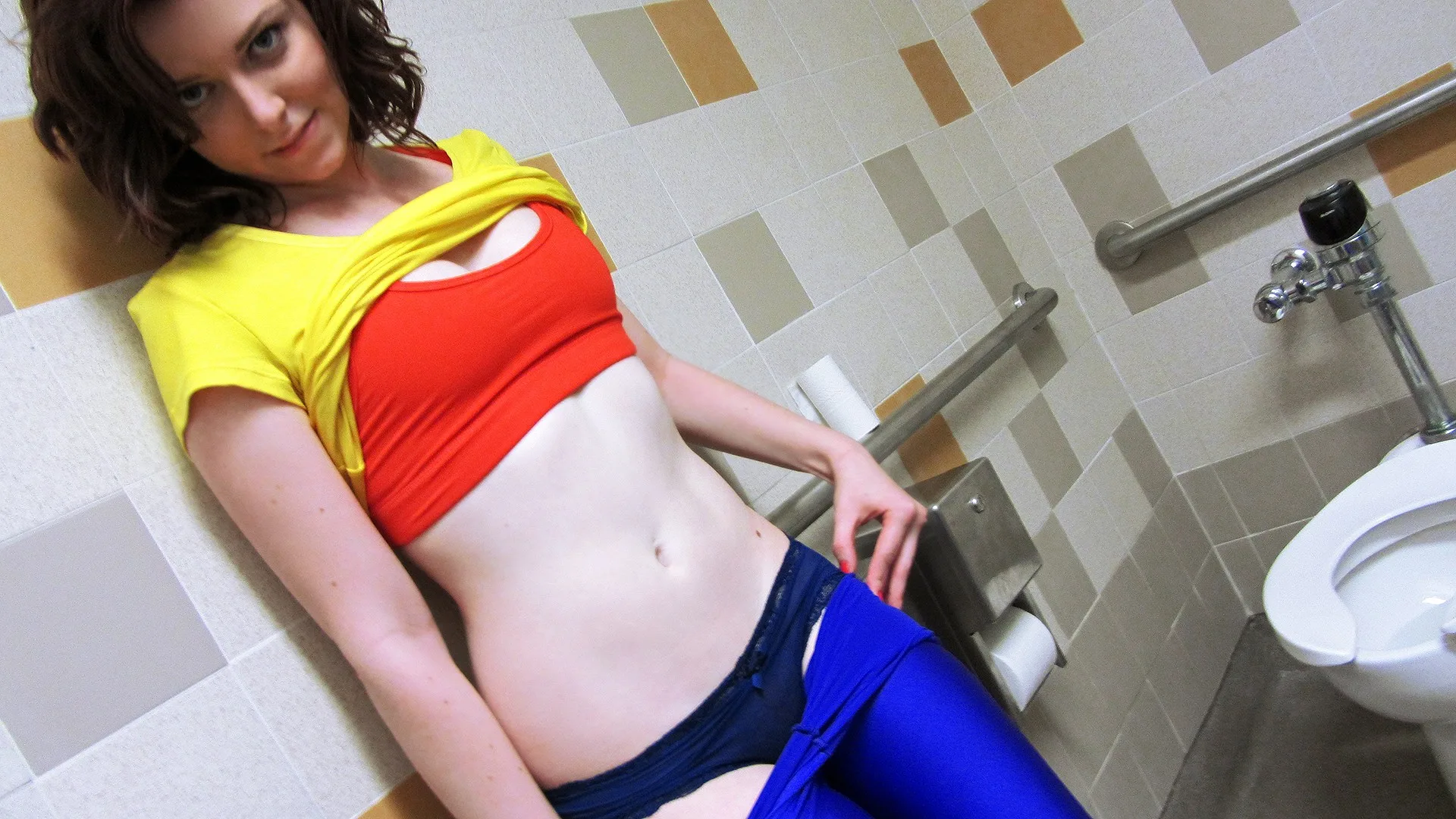 Hot and Sweaty With a Nasty Teen - I Know That Girl - 56408