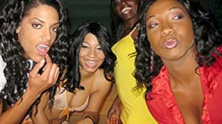 Ghetto Booty Sunshyne Keeps Da Brothas Up - PornPros - 65046