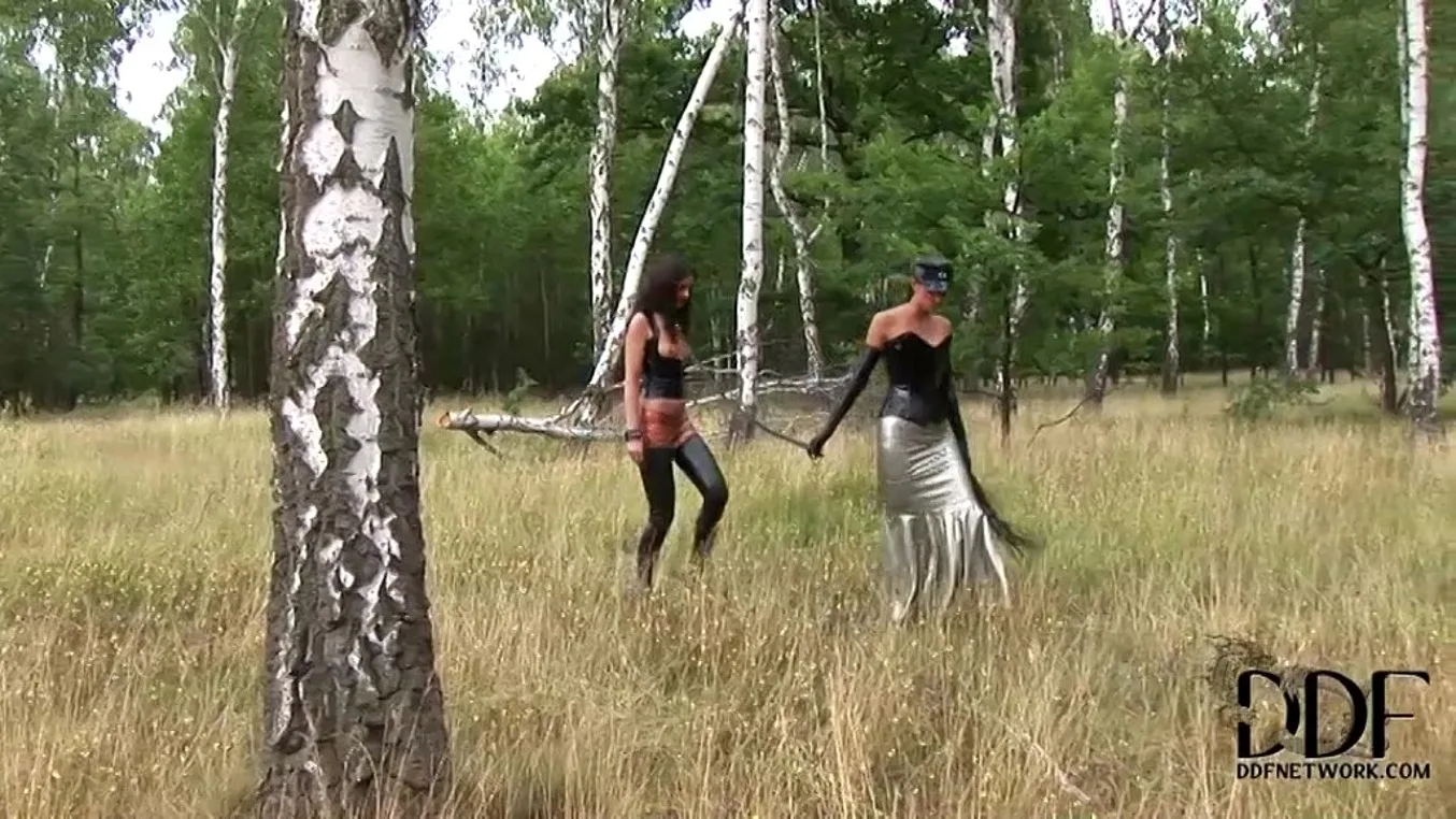 A hot piss in the forest! [Part 1] - PornWorld - 73738