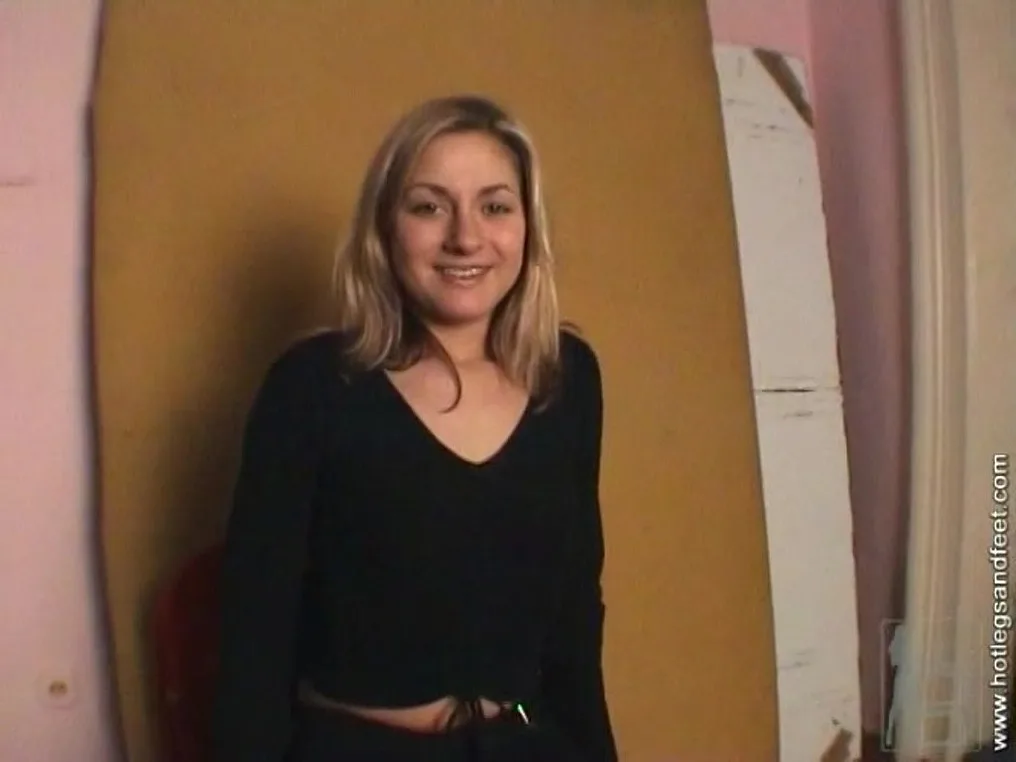 Smooth operator gets leggy! - PornWorld - 74244