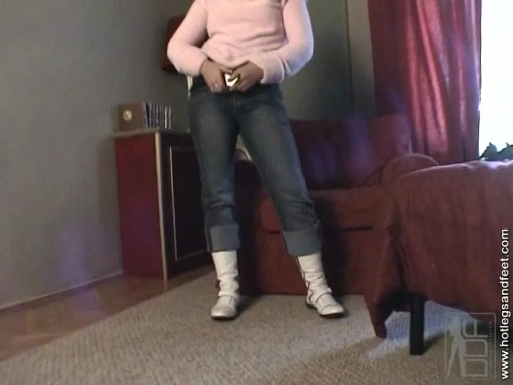 Footsteps to the Moon! - PornWorld - 74453