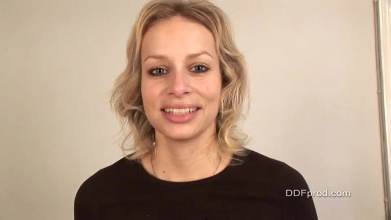 Her blue eyes give boners! - PornWorld - 79217