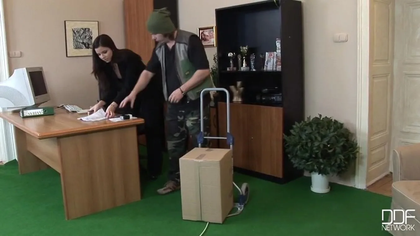 Peach skewered on fuck machine! - PornWorld - 79610