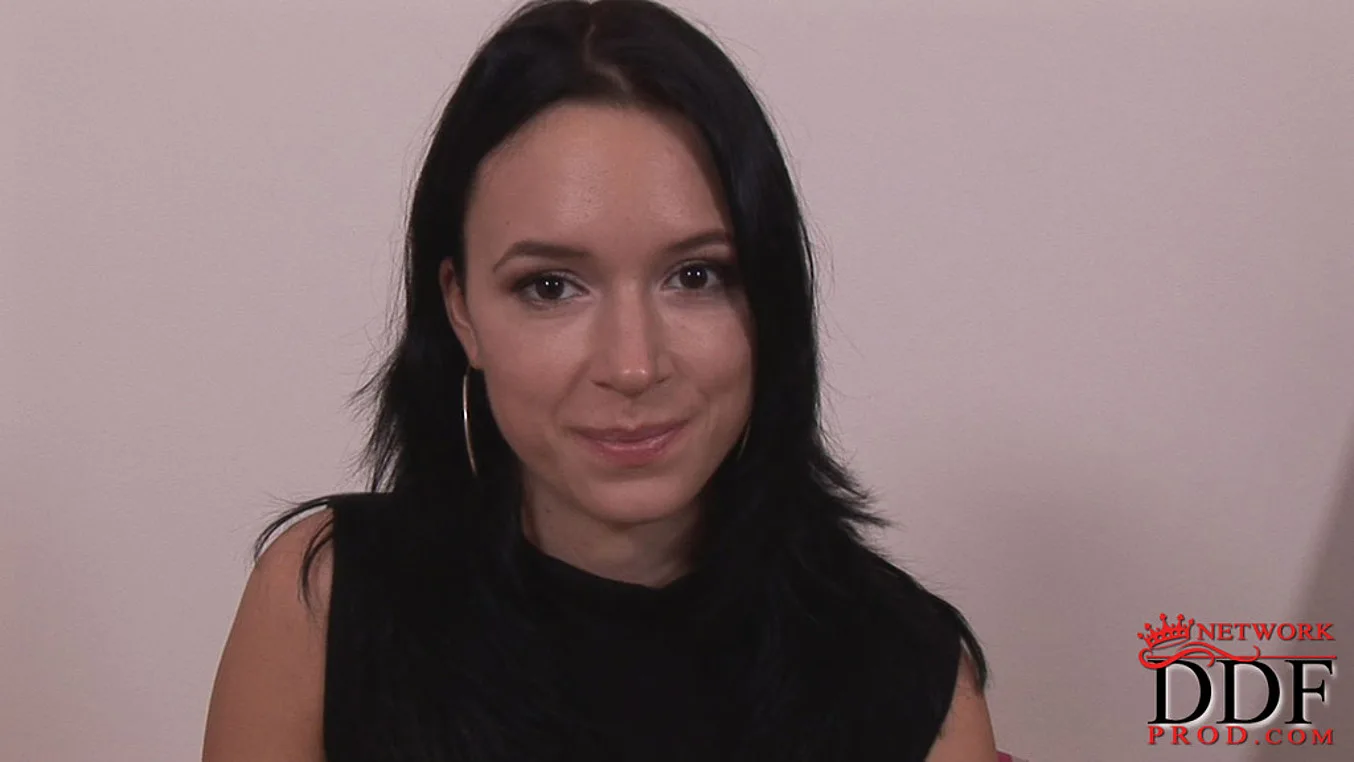 Gwen is gonna get ya! - PornWorld - 81429