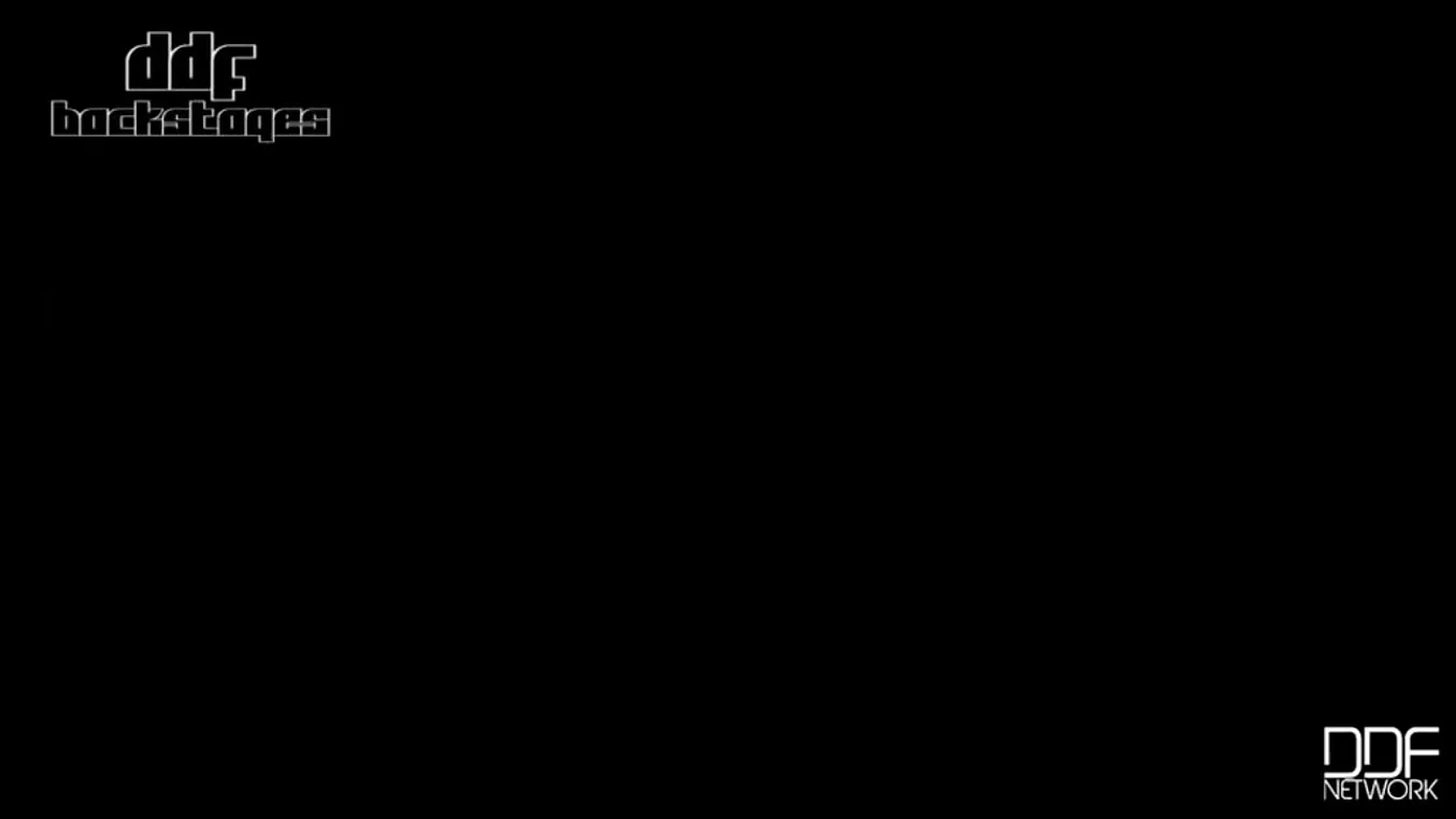 Backstage booty bounce! - PornWorld - 81887