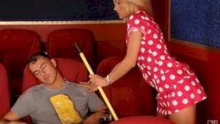 Horny cleaning lady - 21Sextury - 8727