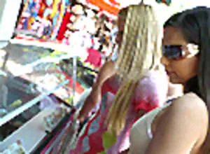 With Eve in the park - 21Sextury - 9519