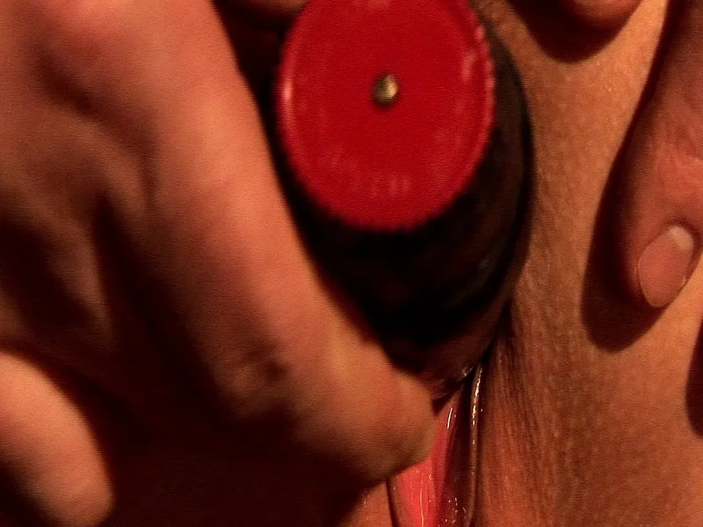 Busty bound Alison gets toyed - PornWorld - 96011