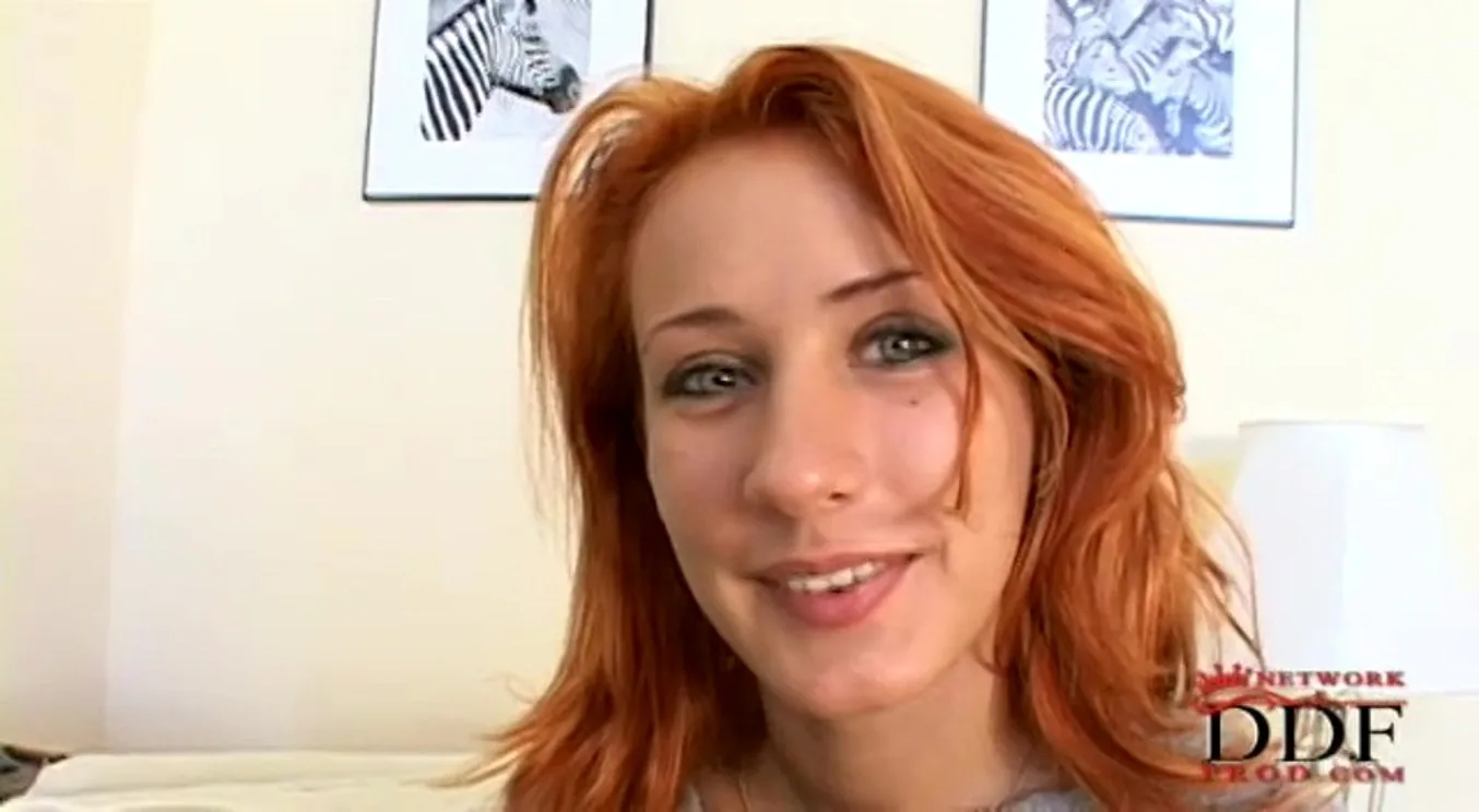 Stunning newcomer's casting of legs & feet - PornWorld - 96486