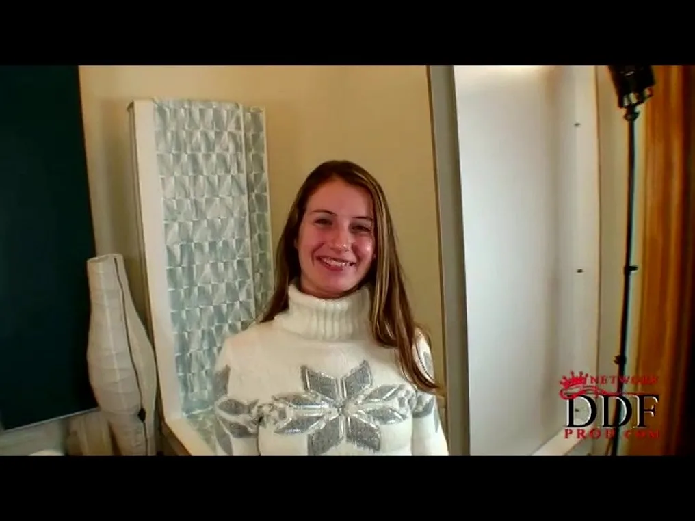 From shy to horny in 60 seconds! - PornWorld - 99136