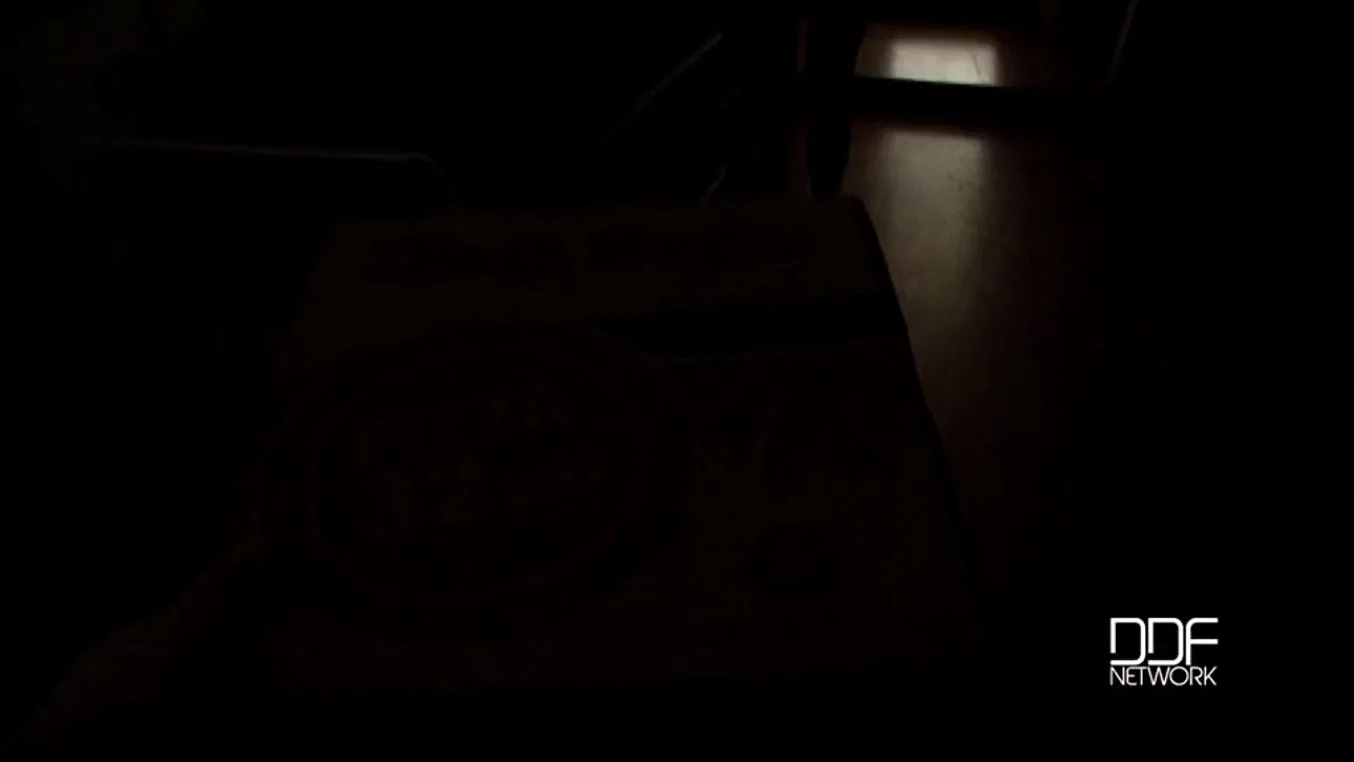 Money's In Her Mouth - PornWorld - 106437