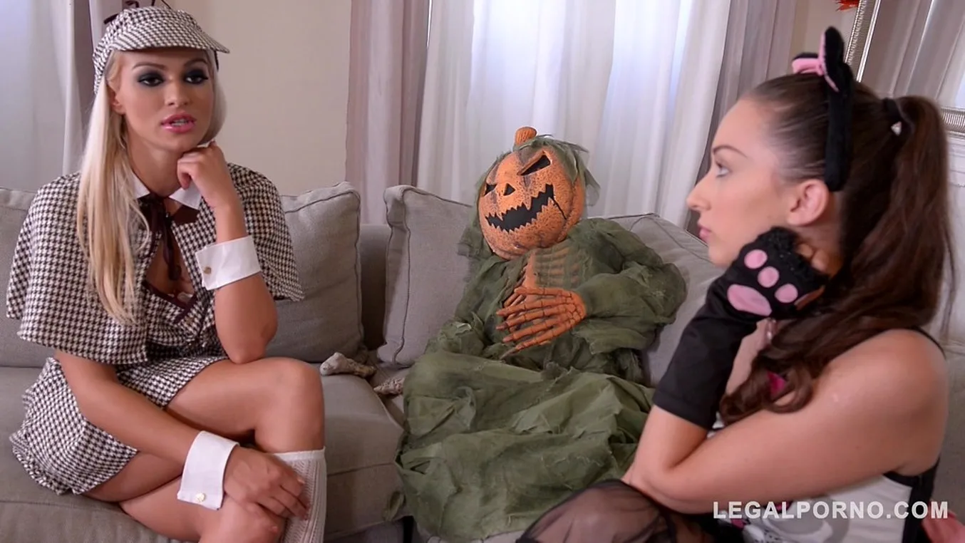 Creamy foursome with horny Christen Courtney & Cherry Kiss & Leyla Bentho GP282 - PornWorld - 116098