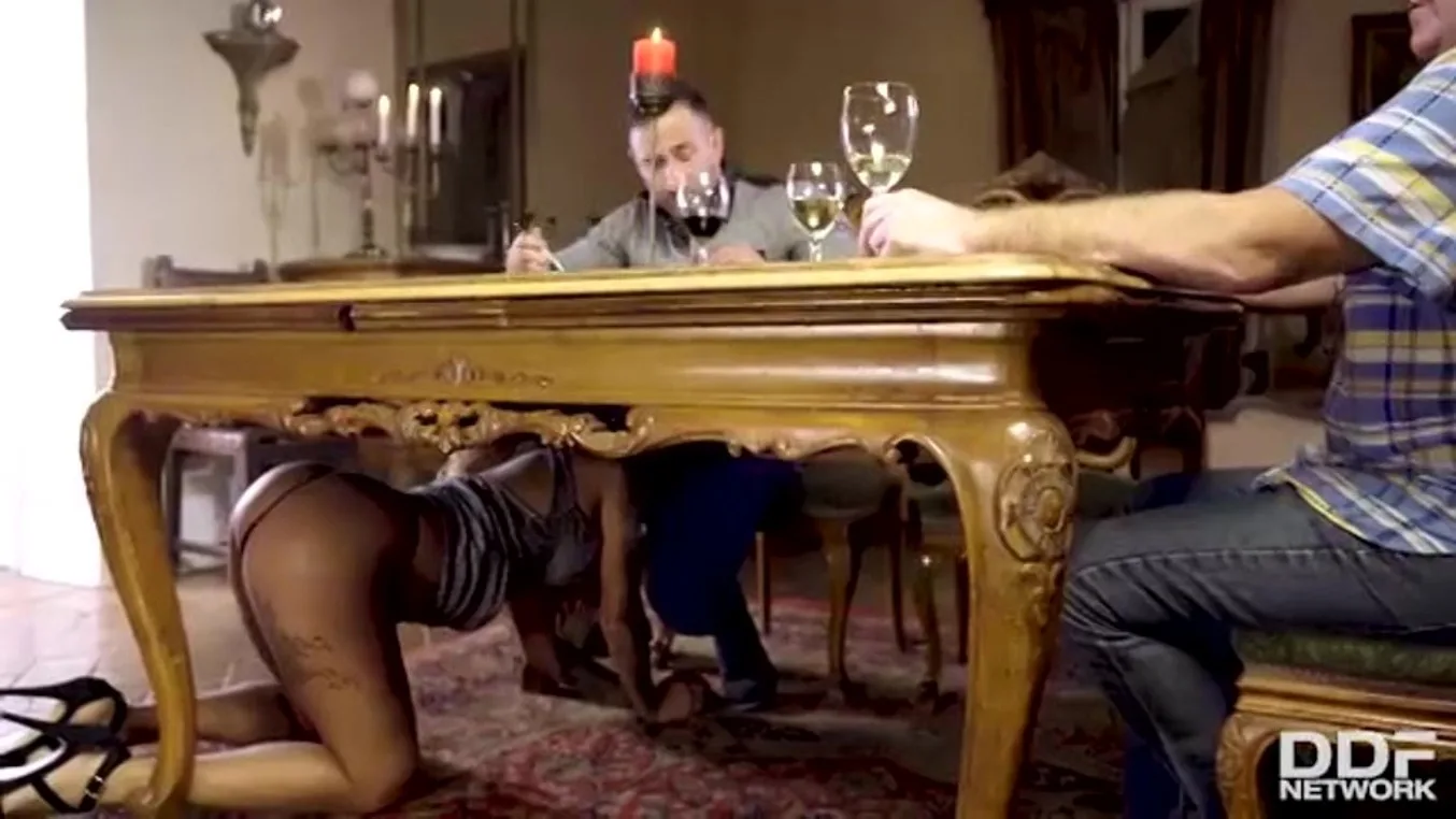 Blowjob For Dinner - PornWorld - 116575