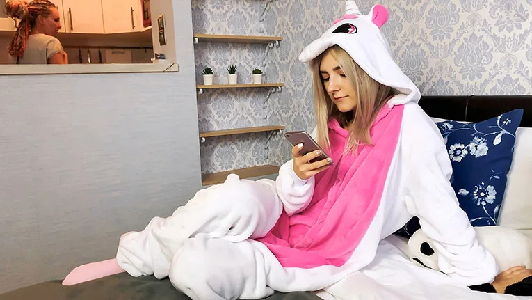 Don't Let Mom See Us - TeamSkeet X Eva Elfie - 121200