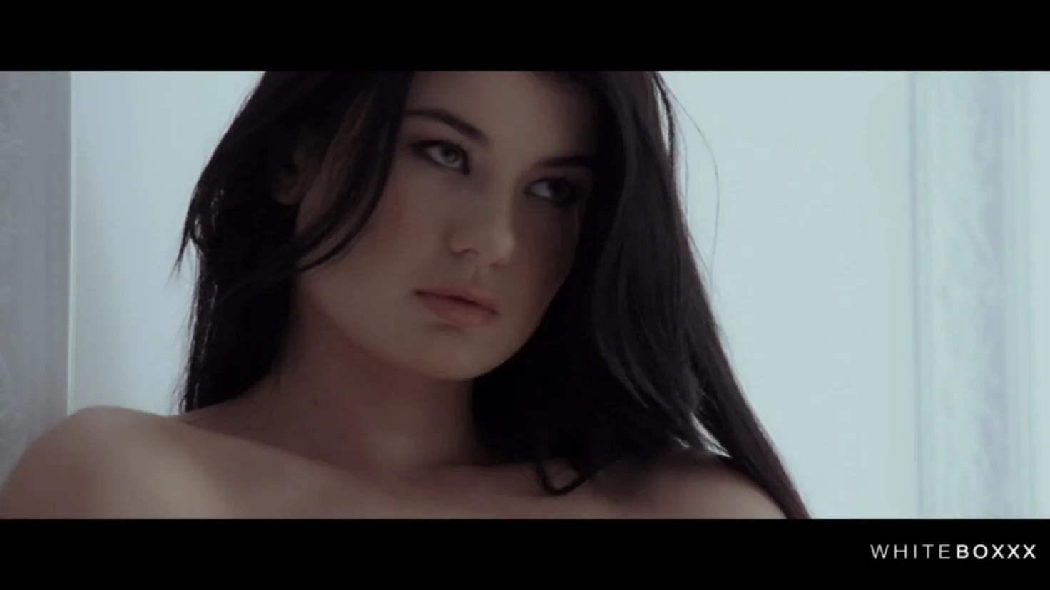 Four Tits, Two Tongues - The White Boxxx - 122908