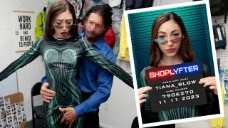 Case No. 7906270 - Out of This World - Shoplyfter - 124059