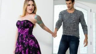 Freaky Foreigner - TwistysHard - 125715