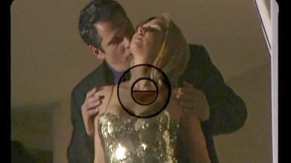 The Kissing Game Scene 3 - WICKED - 127476