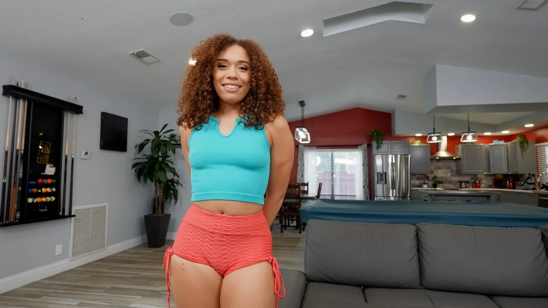 Figure Model Gets Dick - Sex Selector - 145878