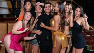 Bouncing And Banging - Brazzers Exxtra - 1137593