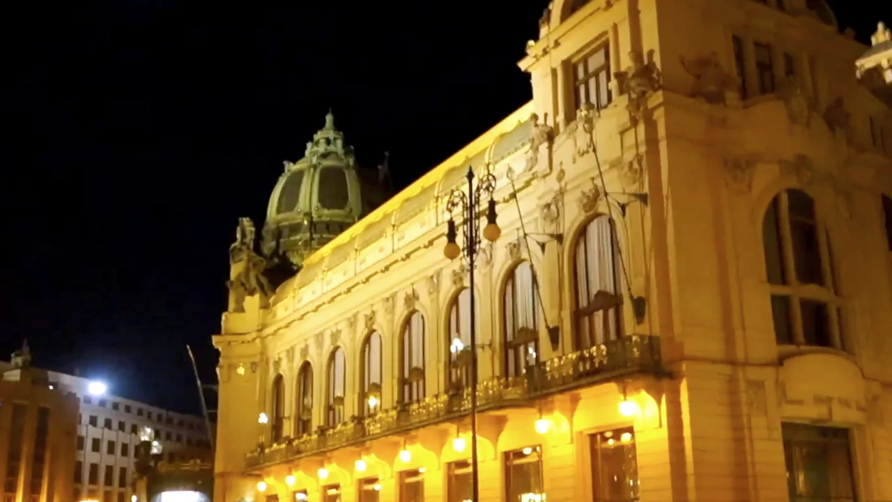 Nightwalking through Prague streets - Euro Sex Diary - 1135200